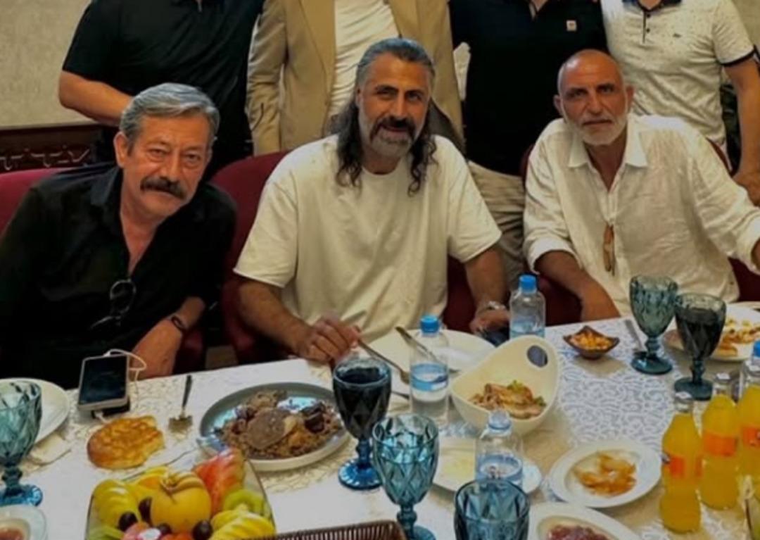 Kurtlar Vadisi ekibi toplandı! Memati, Abdülhey ve Pala nın pozu sosyal medyayı salladı 2