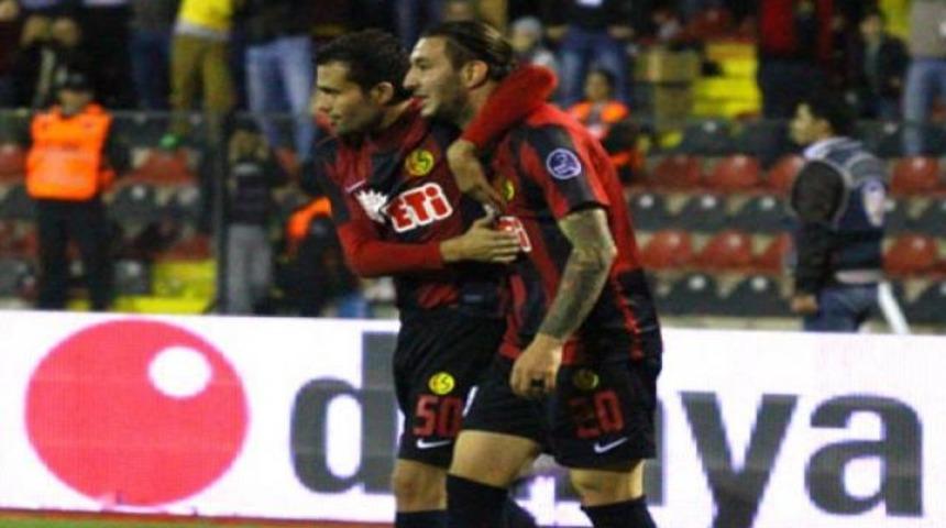 Necati Ateş'ten iddialı a&ccedil;ıklama!