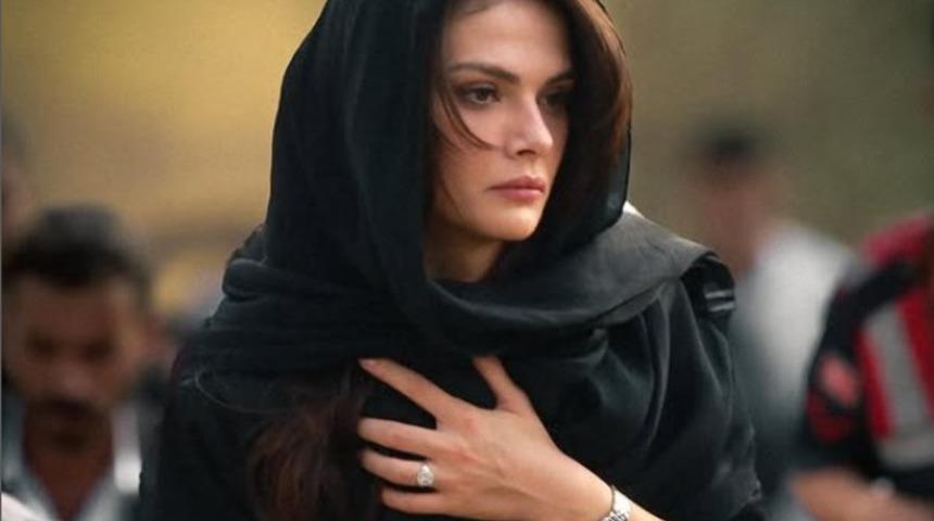 Mardin'de çok yoruldu! Uzak Şehir'in Alya'sı Sinem Ünsal sezonun yorgunluğunu atıyor! Peş peşe bikinili pozlar...