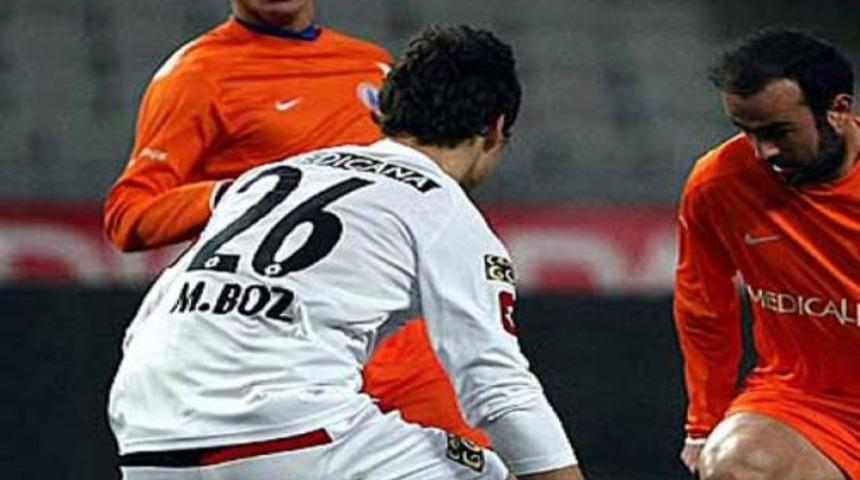 G&uuml;nl&uuml;ğ&uuml; 100 liraya S&uuml;per Lig futbolcusu!