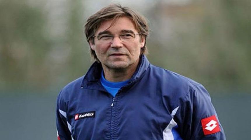 Gen&ccedil;lerbirliği'nde şok istifa!