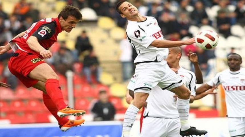 Gen&ccedil;ler Manisa'da tam gaz!