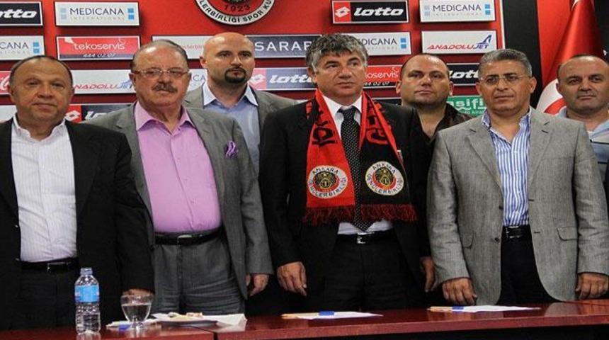 Giray Bulak imzaladı!