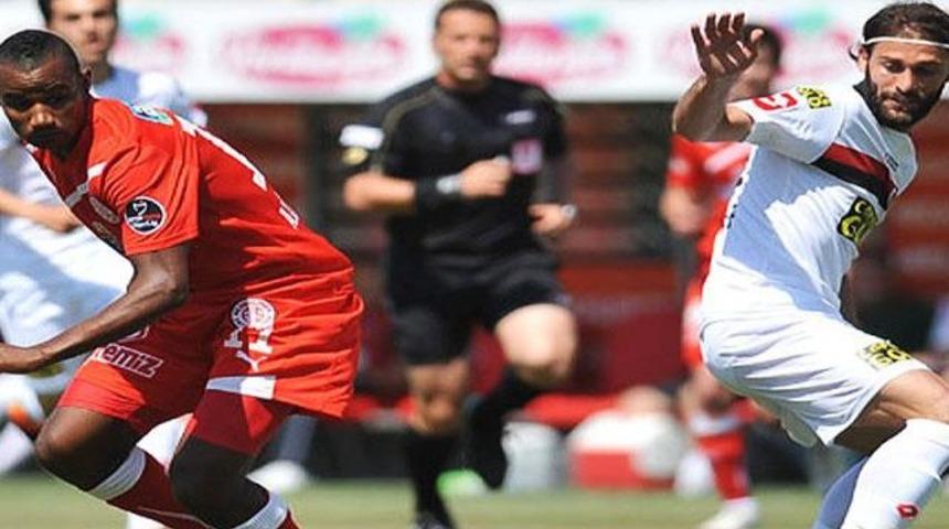 Gen&ccedil;ler 3'l&uuml;k attı!