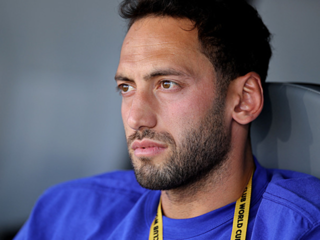 Felipe Melo'dan Hakan Çalhanoğlu'na çağrı! Inter yönetimi bonservisini belirledi