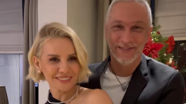 Esra Erol'dan evlilik yıl dönümünde aşk dolu paylaşım! Ali Özbir'in yanıtına yorum yağdı