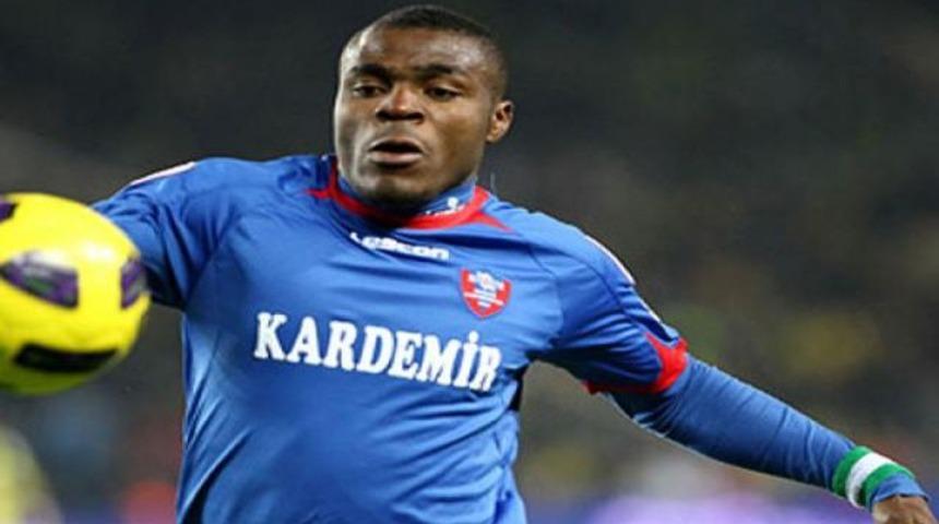 Emenike Karab&uuml;k'ten ka&ccedil;tı!