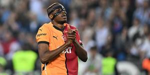 Galatasaray'a Victor Osimhen'den haber geldi! Aylardır bekliyorlardı, yine rötar yaptı...