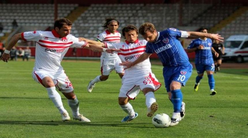 Karab&uuml;k 90'da avladı!