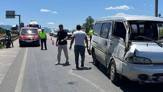 Sakarya'da trafik kazası! 6 yaralı
