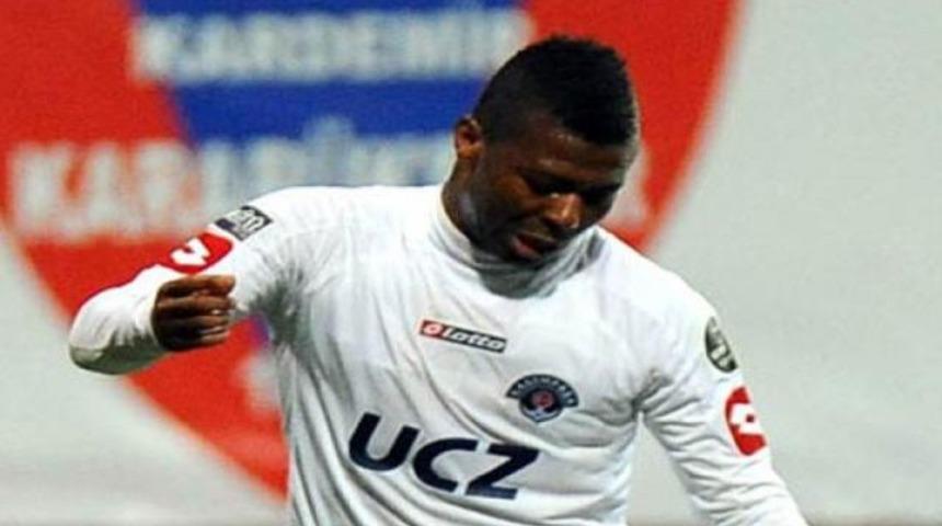 Uche Kasımpaşa tarihine ge&ccedil;ti!