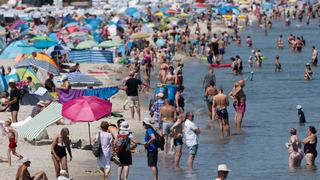 Avrupa aşırı sıcaklıklarla boğuşuyor! Ölü sayısı artıyor! Plajlarda hayatlarını kaybettiler
