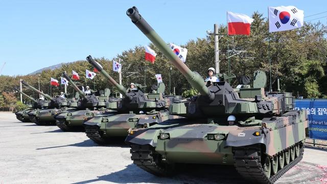 Güney Kore, Polonya'ya 6 milyar dolarlık K2 tankı ihraç edecek