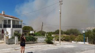 İzmir'de orman yangını... Çeşme’de 2 mahalle tahliye edildi