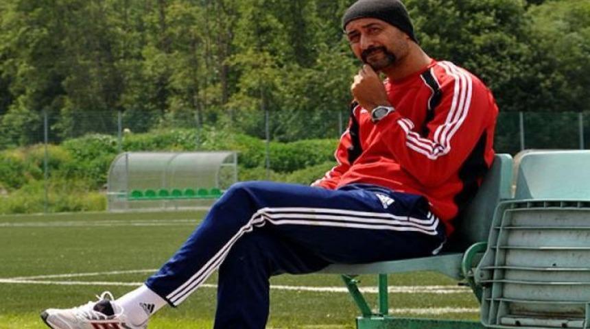 '1 santrafor, 1 orta saha istiyorum'