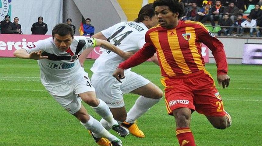 Kayseri evinde tutulmuyor..