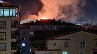 Ankara’da yangın paniği! Çatı katı alev aldı, itfaiye ekipleri müdahale etti