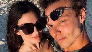 Sevgilisi pozlarıyla dikkat çekti! Yaşı merak edildi