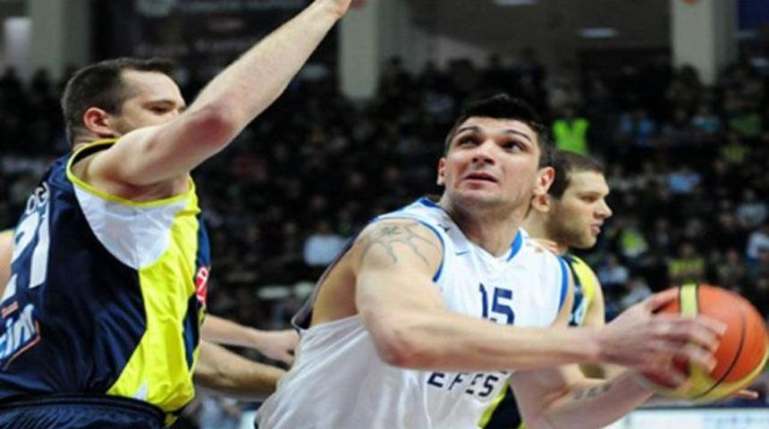 Dev ma&ccedil; Anadolu Efes'in