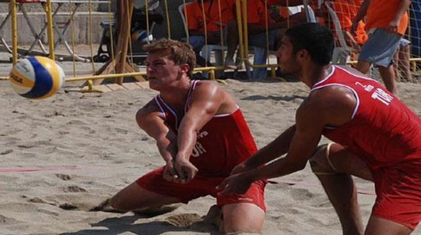 Milliler Hollanda yolcusu!