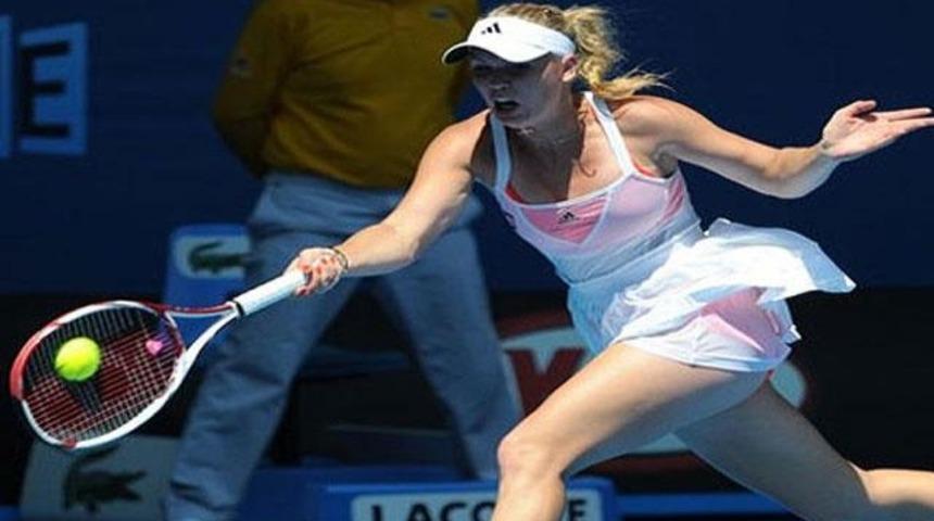 Wozniacki yarı finalde!