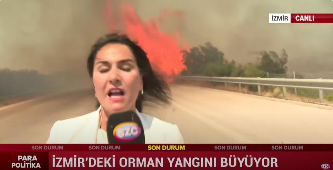 1200xauto Yangın gece boyu devam etti! Çeşme'de alevler otoyolu da sardı: Ulaşım yine aksadı