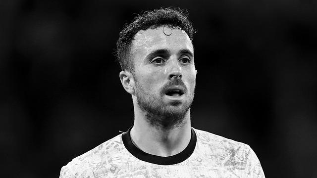 Galatasaray'ın yıldızı Lucas Torreira'dan Diogo Jota'ya veda...