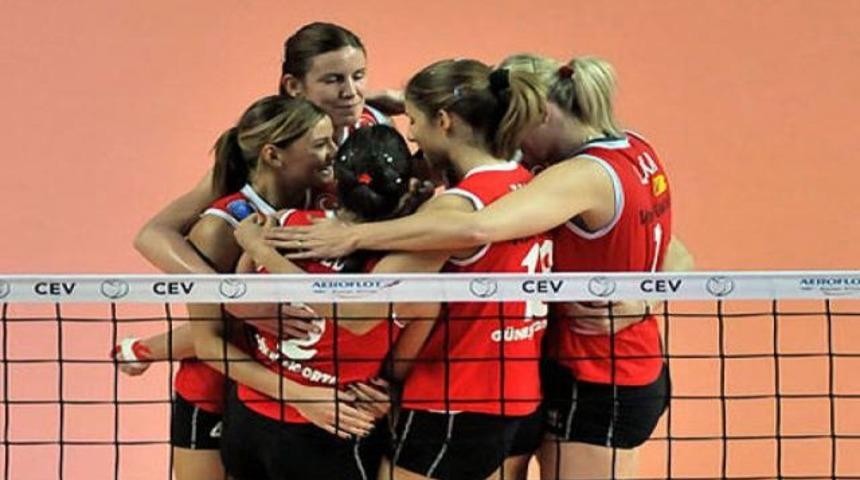 Vakıfbank 4'l&uuml; finalde!