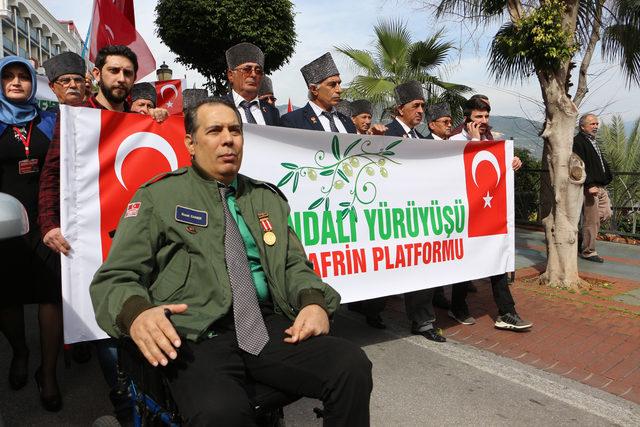 Zeytin Dalı yürüyüşünde Atatürk'ü anmayan konuşmacıya tepki