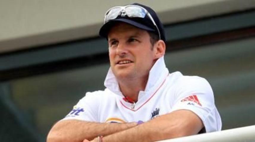 England frustrated by rain at The Oval