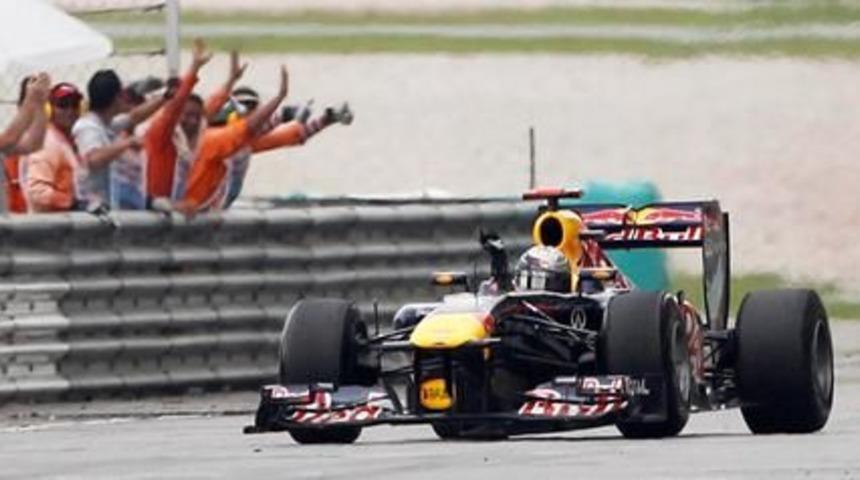 Vettel wins again in Malaysia