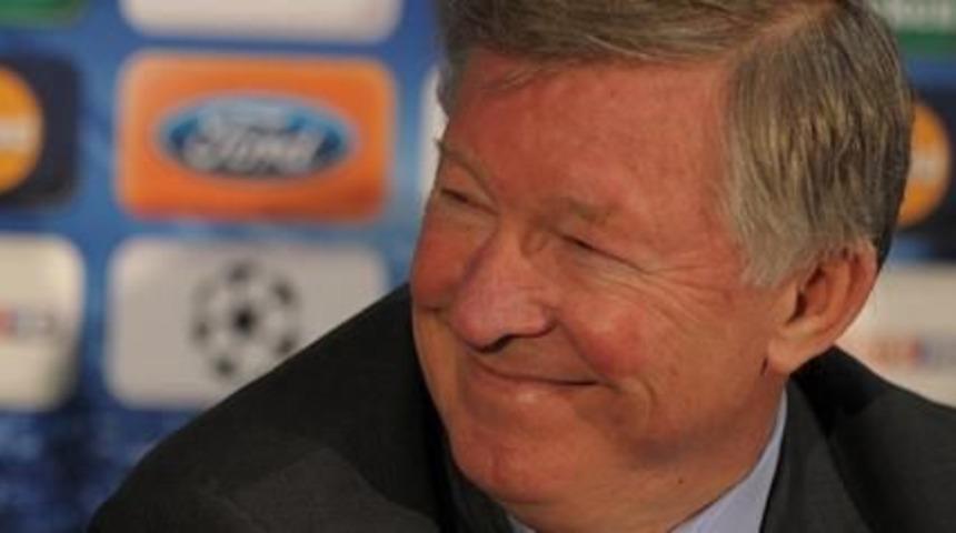 Fergie taunts Chelsea 'obsession'