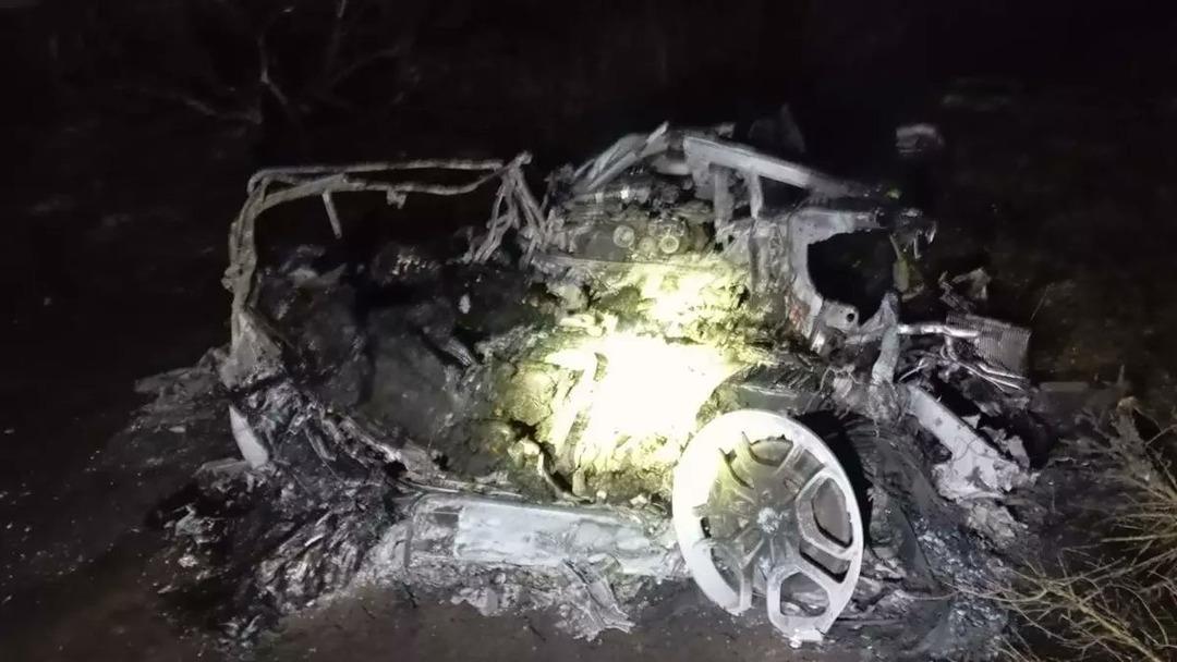 Diogo Jota nın hayatını kaybettiği kazanın görüntüleri ortaya çıktı! Araç yanarak paramparça halde bulunmuş... 2