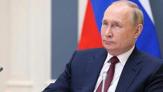 Putin: Bugün telefonda Trump'la konuşacağım