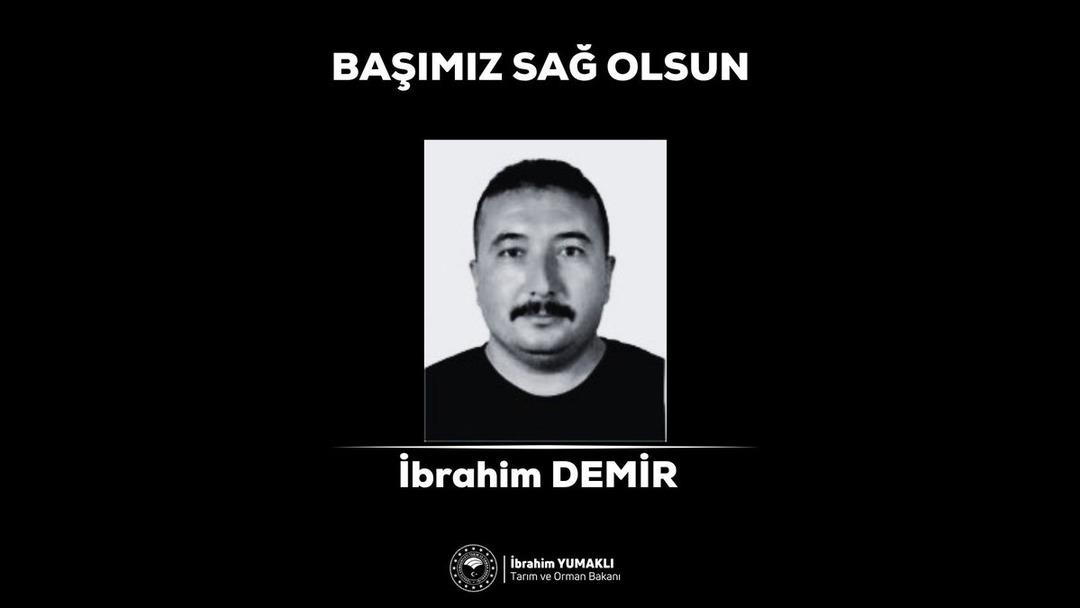 İzmir den kahreden haber! Can kaybı 2 ye çıktı, alevlerin arasında kalan dozer operatörü hayatını kaybetti: Çeşme otoyolu kapatıldı 2