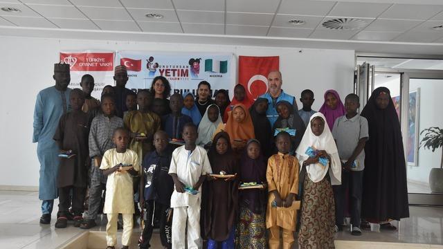 Türkiye Diyanet Vakfı, Nijerya'daki yetimlere himaye desteği ulaştırdı
