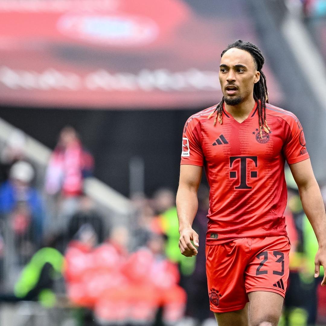 Galatasaray Sacha Boey için Bayern Münih ile anlaşmaya vardı! Söz sırası Boey de... Cimbom un transferde rakibi Fransa devi 2