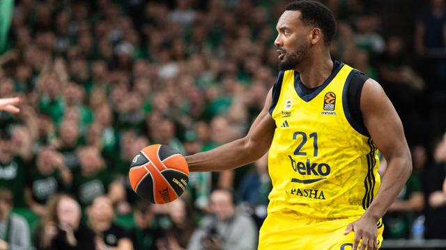Fenerbahçe Beko'dan ayrılması beklenen Dyshawn Pierre için Galatasaray ve Beşiktaş karşı karşıya! 