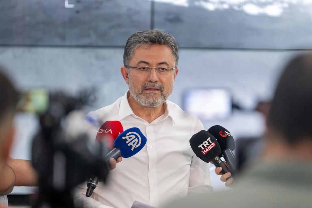Bakan Yumaklı sitem etti! Sosyal medyaya dikkat çekti: "Bizi yoruyor" 1