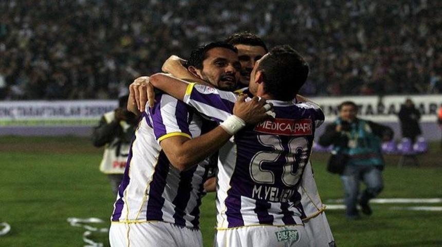 Ordu farkladı, kapıyı araladı!