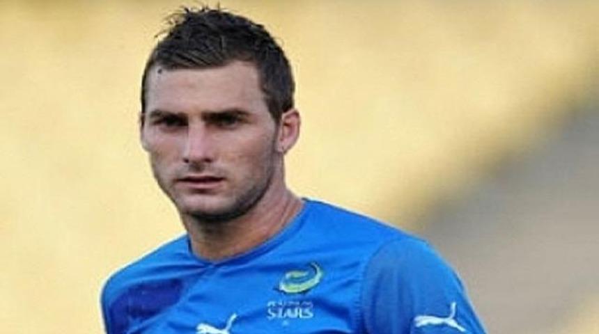 G&ouml;ztepe Bradley ile imzaladı