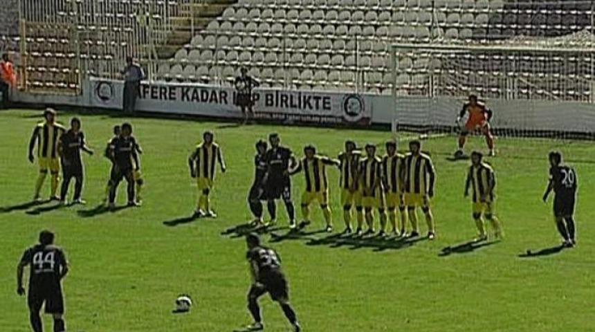 Kartal, &Ouml;nder'le vurdu! (Video)