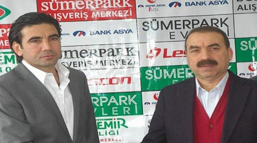 Osman &Ouml;zk&ouml;yl&uuml; imzaladı