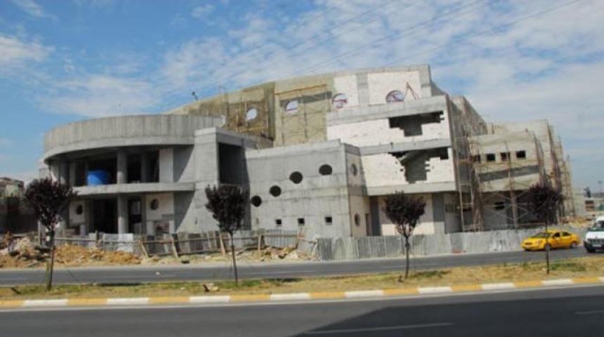 Halkalı'ya modern spor salonu!