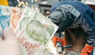 Kamu işçisi zam masasına tekrar oturacak!