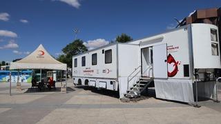 Kızılay'dan Cacabey Meydanı’nda kan bağışı kampanyası