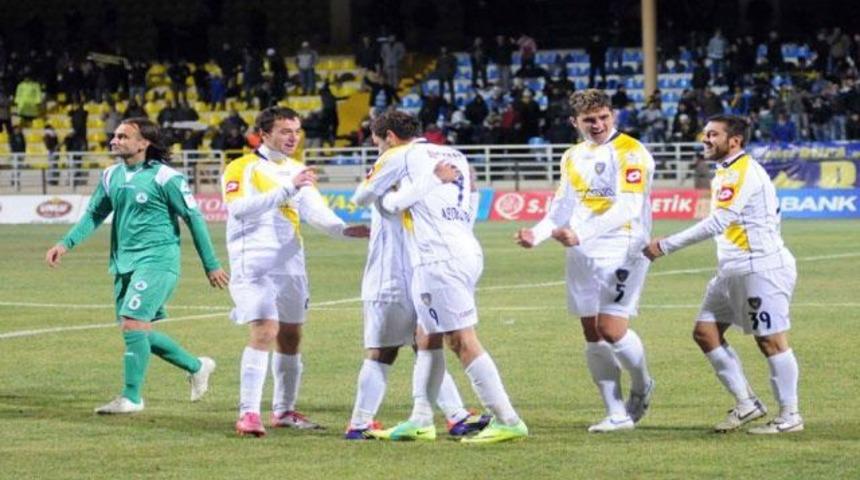 Buca 90+3'te kazandı! (Video)