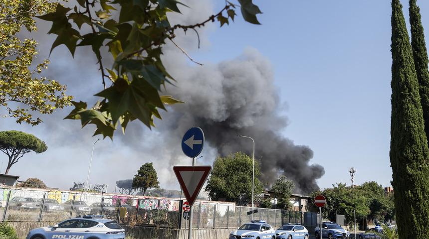 Roma'da bir akaryakıt istasyonundaki patlamada en az 10 kişi yaralandı