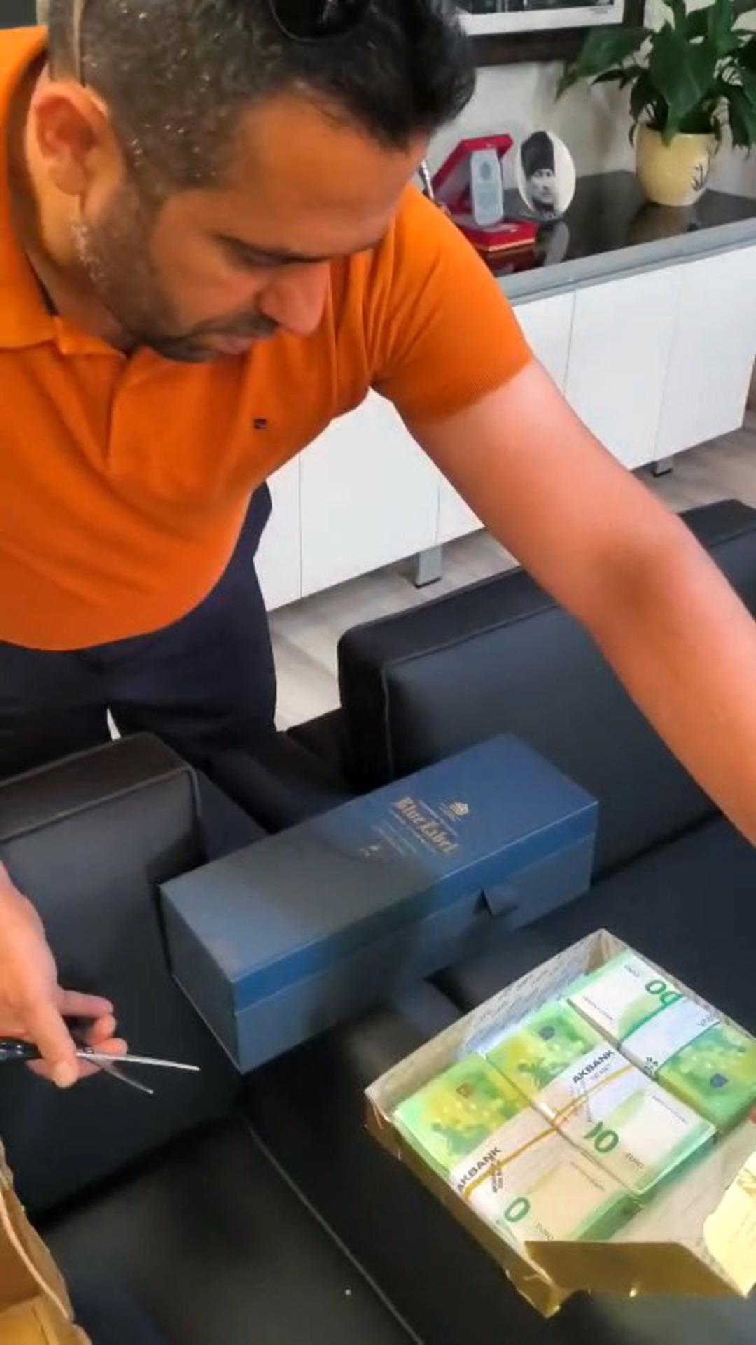 Manavgat Belediyesi’ne operasyon! Belediye Başkanı Niyazi Nefi Kara dahil çok sayıda kişiye gözaltı: Görüntüler ortaya çıktı, "Sen bir yere bir şey konuşma" 5