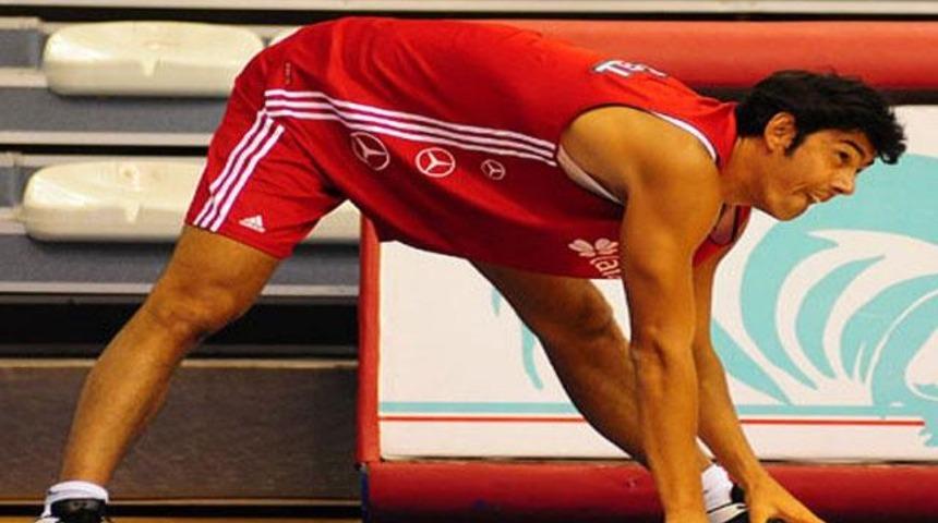 Kerem G&ouml;nl&uuml;m ameliyat oldu!